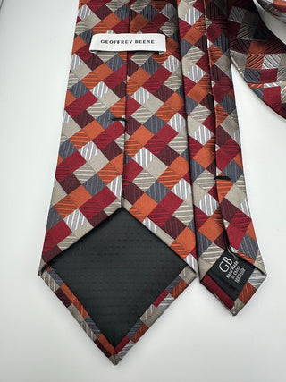 Geoffrey Beene Men's Silk Neck Tie with Geometric Pattern