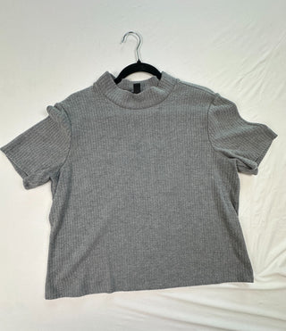 Halogen Women's Gray Ribbed Knit Short Sleeve Mock Neck Top