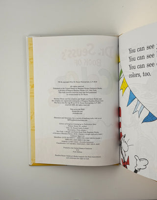📚 Dr. Seuss’s Book of Colors – First Edition – Hardcover, 2018