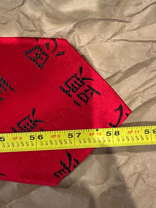 Munsingwear Classic Red Silk Tie with Black Chinese Characters