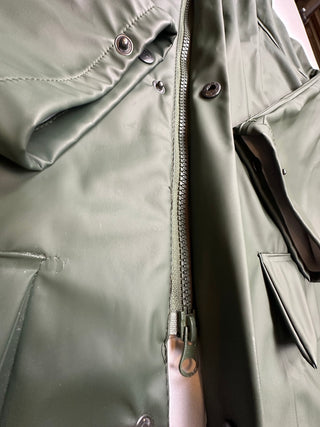 Majestic Rainwear Men's M Green Hooded Rain Jacket Coat