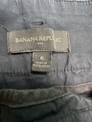 Banana Republic Black 4" Chino Shorts Size 6 Cotton Stretch