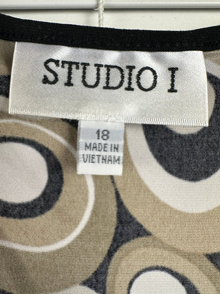 Studio I Women's Size 18 Two-Piece Dress and Jacket Set