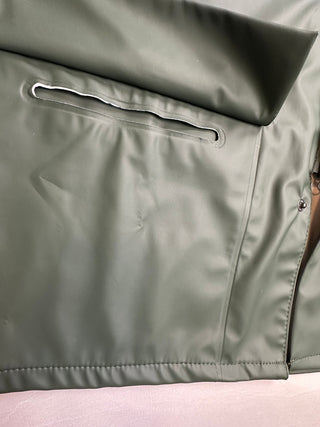 Majestic Rainwear Men's M Green Hooded Rain Jacket Coat