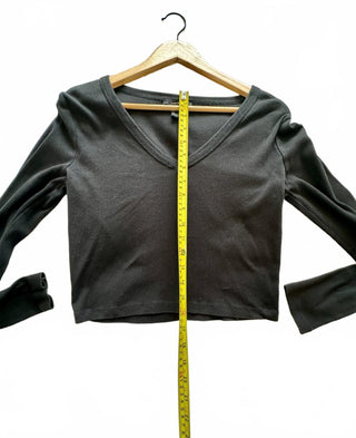 Forever 21 Black Long Sleeve V-Neck Crop Top XL